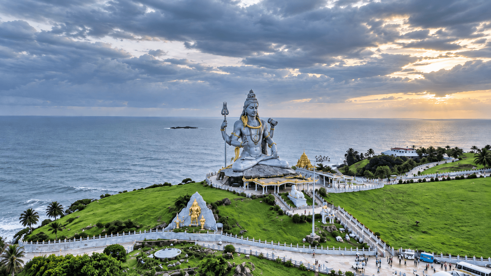 Murudeshwar coastal temple beside the Arabian Sea